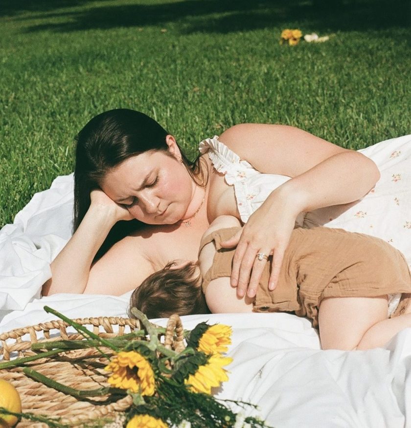 breastfeeding toddler